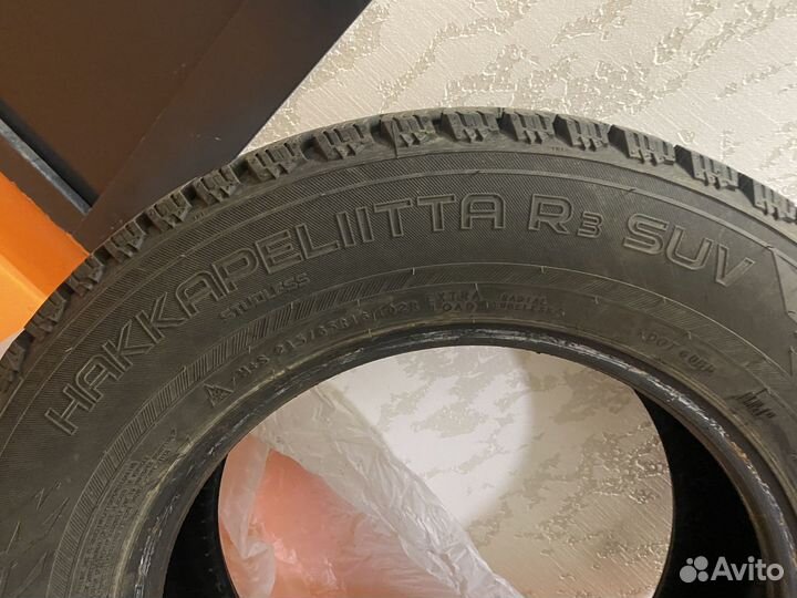 Nokian Tyres Hakkapeliitta R3 SUV 215/65 R16 102R