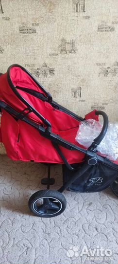 Прогулочная коляска