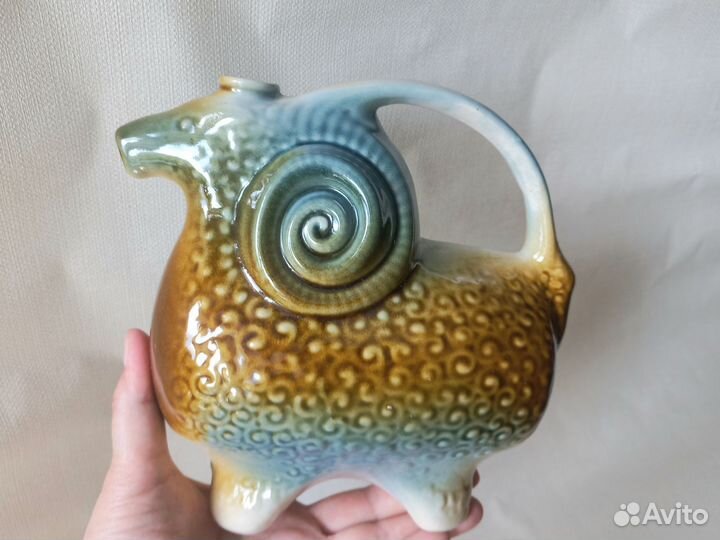 Графин. Штоф. Баран. Керамика. СССР