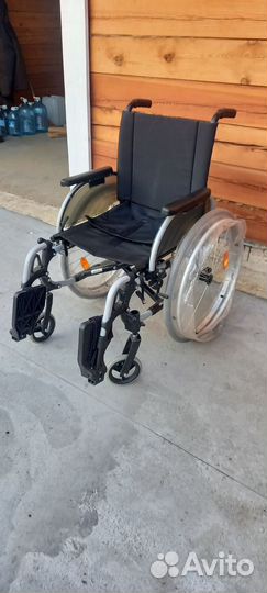 Инвалидная коляска новая