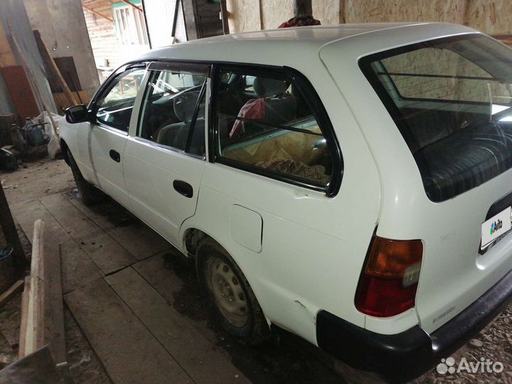 Toyota Corolla 1.5 AT, 2000, 323 825 км