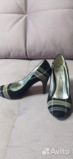 Туфли женские 38 размер черные замшевые