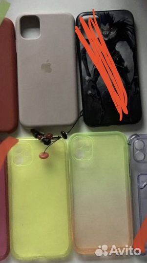 Чехлы на iPhone 11