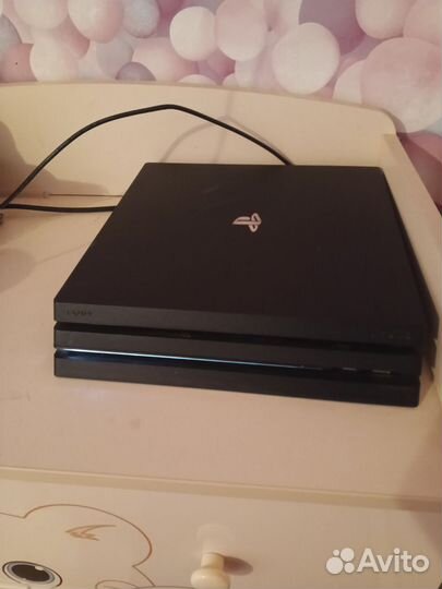 Sony playstation 4 PS4 pro 1tb с играми