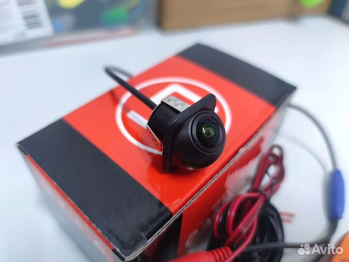 Камера заднего вида 