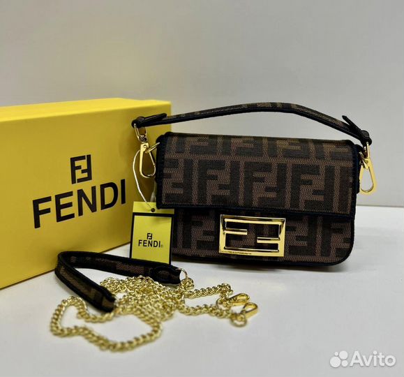 Женская сумка fendi