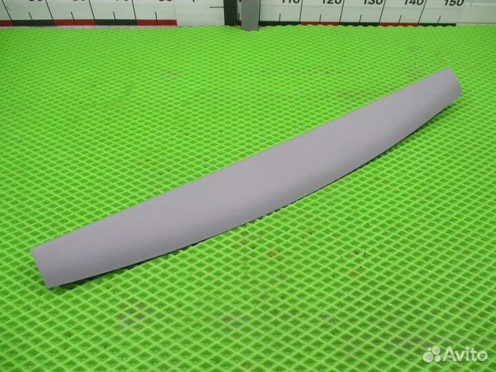 Обшивка двери багажника Kia Sorento 2 (XM)