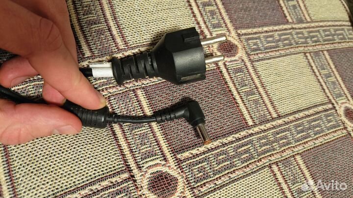 Зарядка для ноутбука lenovo