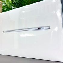 MacBook Air M1 7/8cores 8/256Gb серебристый