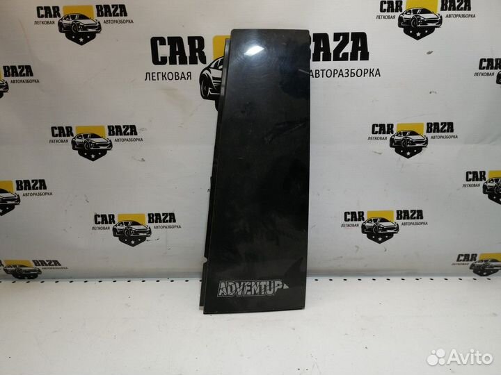 Накладка двери задней левой Skoda Yeti