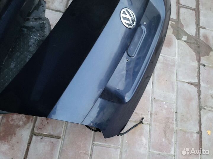 Volkswagen polo 5 - крышка багажника