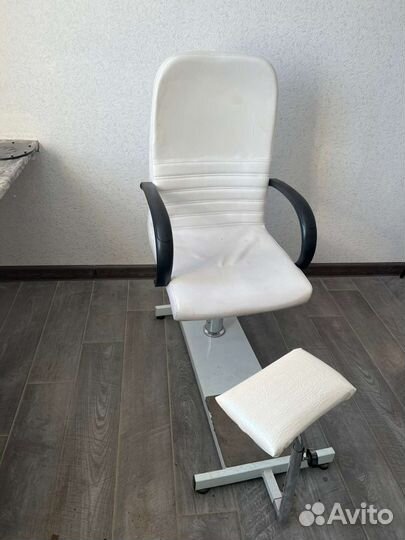 Кресло для педикюра бу