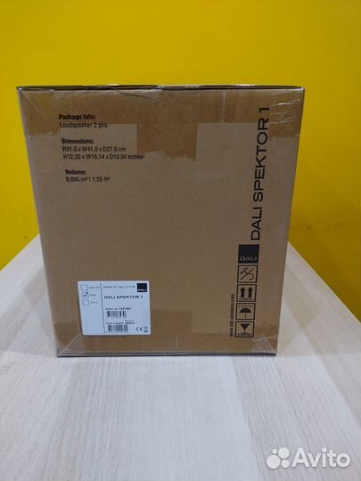 Полочная акустическая система Dali Spektor 1 белый