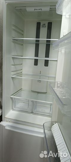 Холодильник Hotpoint ariston бу