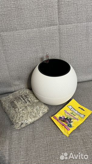 Кашпо с автополивом, цветочный горшок lechuza