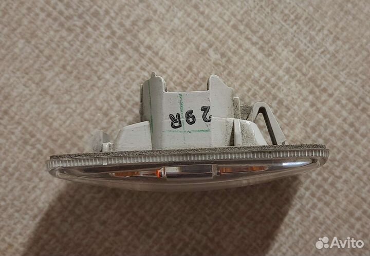 Повторитель поворота Nissan Almera G15