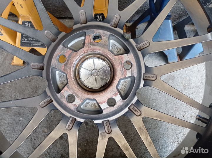 Excel RM120 275/30 R20 и 275/30 R20