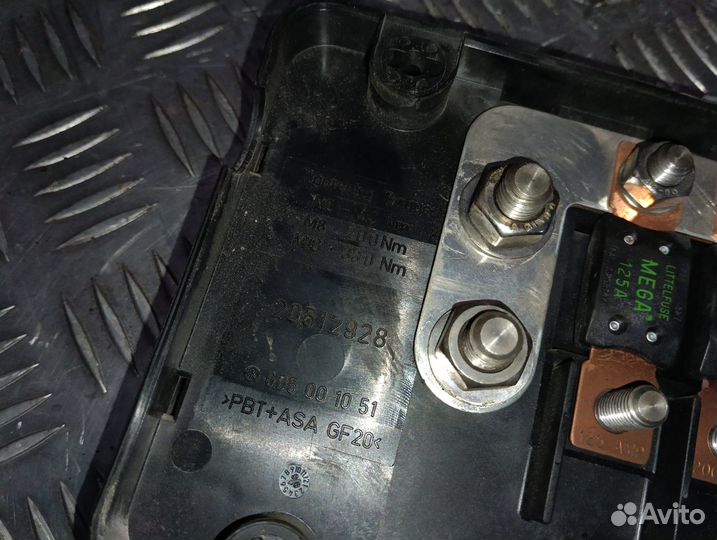 Коробка распределительная Volvo 20512928