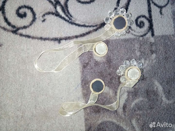 Подхваты для штор на магнитах