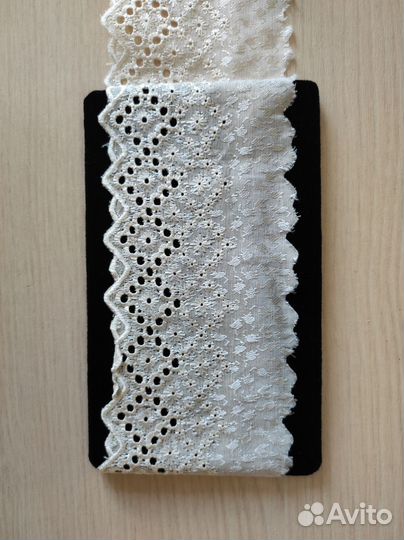 Шитье белое