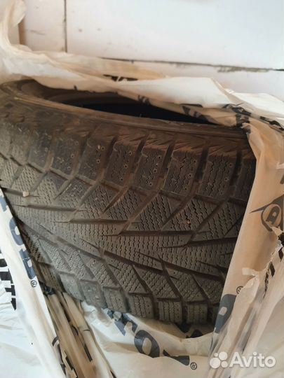 Dunlop Winter Maxx 21.5/60 R17