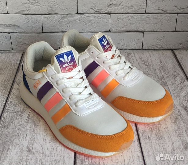 Кроссовки летние для девочек adidas iniki