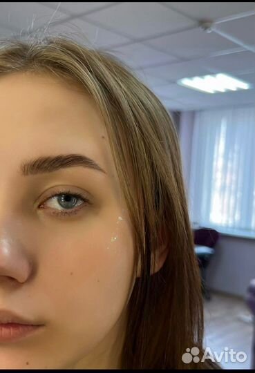 Коррекция и окрашивание бровей