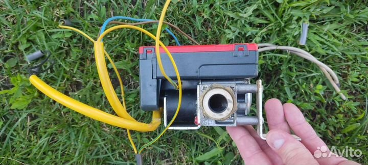 Клапан газовый Honeywell VK4105A