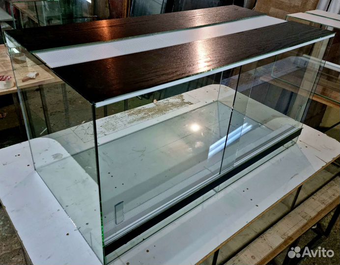 Аквариумы, террариумы, 1000лит. Ростов