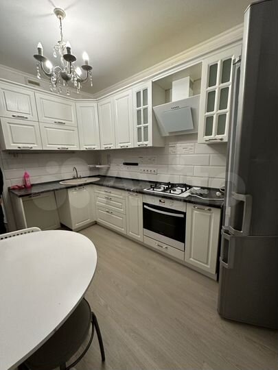 3-к. квартира, 75 м², 7/10 эт.