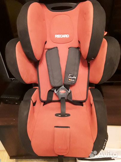 Автокресло Recаrо Yоung Sрort Нerо9-36кг, отл.сост