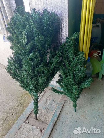 Елка и подставка для нее