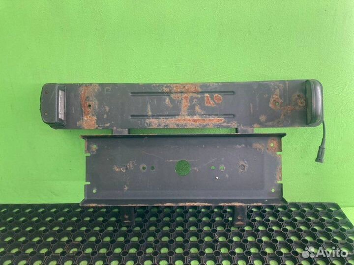 Кронштейн фонаря KAMAZ 5490-S5