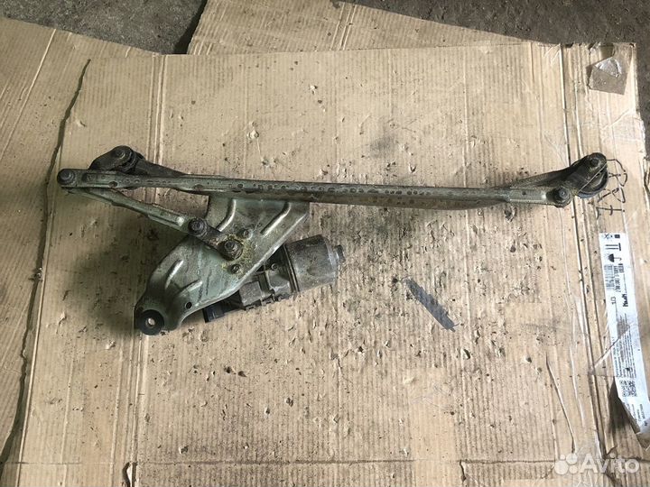 Renault duster трапеция стеклоочистителя