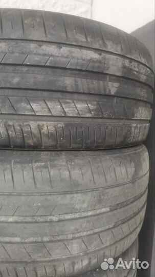 Avon ZV7 225/40 R18