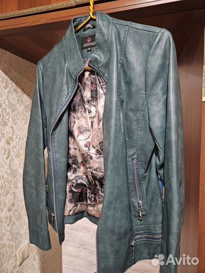 Кожаная куртка женская