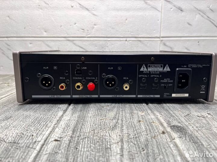 Стационарный цап Teac UD-501