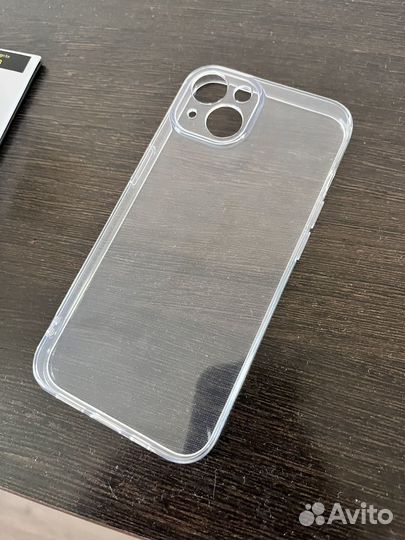 Чехол на iPhone 13