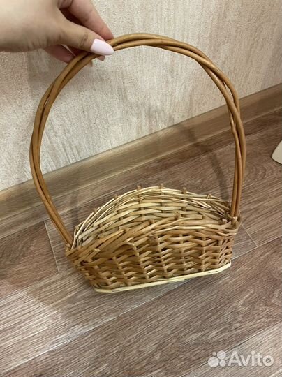 Корзина плетеная для цветов и подарков