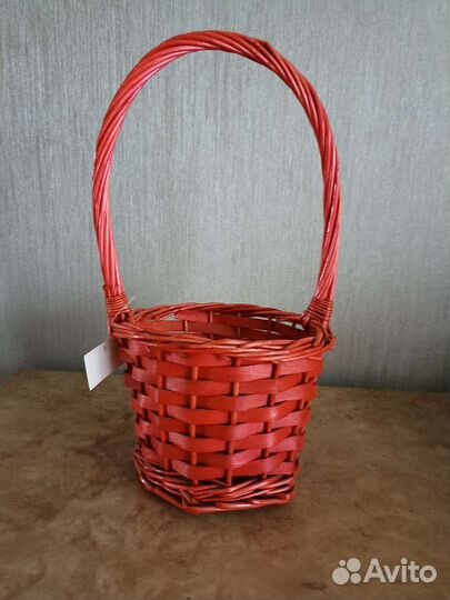Корзина плетеная