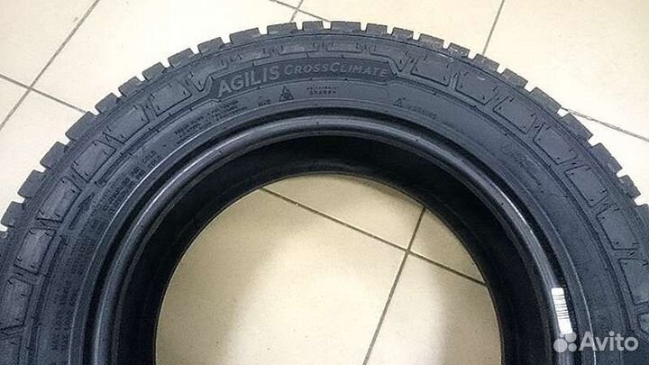 Michelin Agilis CrossClimate 215/65 R15 T