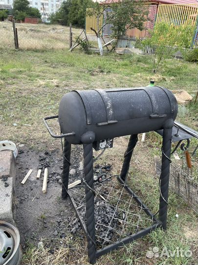 Мангал с крышей