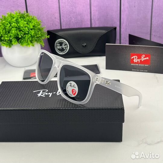 Солнцезащитные очки ray ban