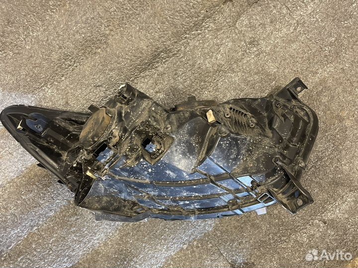 Фара левая Renault Kaptur