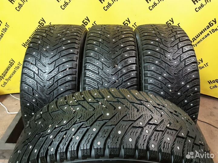 Nokian Tyres Hakkapeliitta 8 215/60 R16 104T