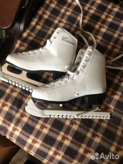 Коньки женские 40размер