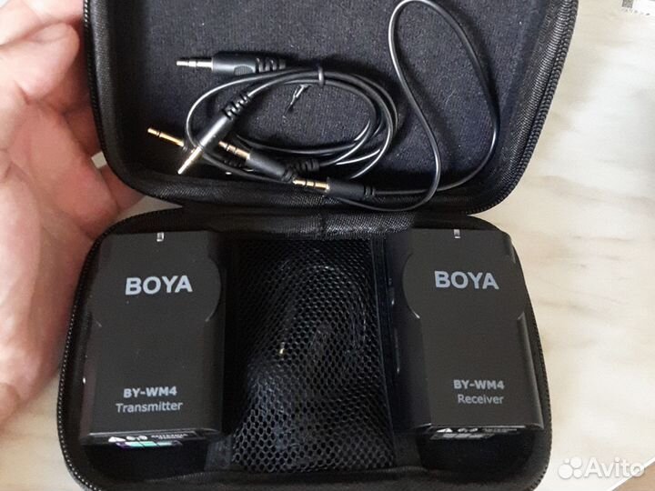 Петличный микрофон boya беспроводной