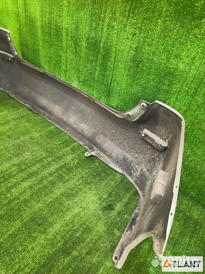 Бампер задний toyota wish