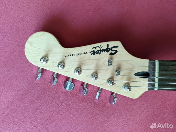 Электрогитара Fender squier