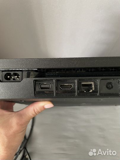 Игровая консоль PlayStation 4 1TB